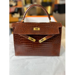Hermès Kelly 32 Miel Shiny Crocodile Gold Hardware / C Square Stamp 1999, Excellent Preloved