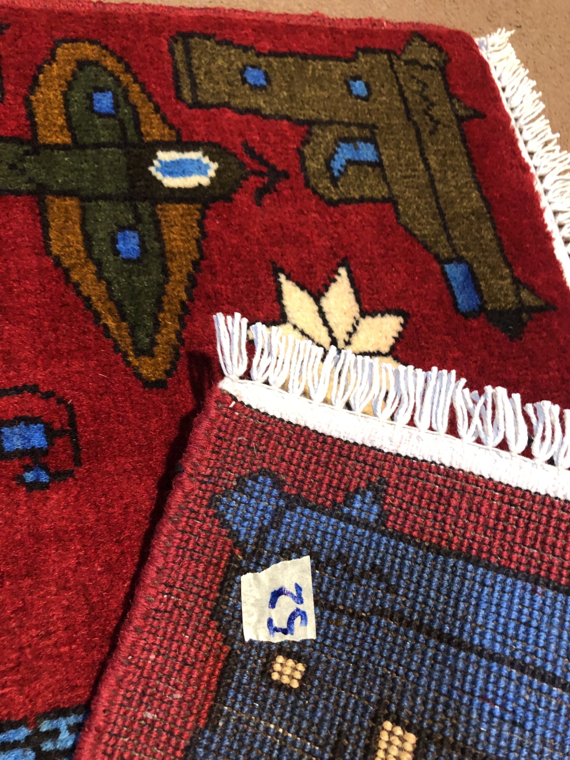 Hand Made Afghan war Rug, afghan ak47 and weapons war rugs Size 60 cm x 80 cm - Image 3