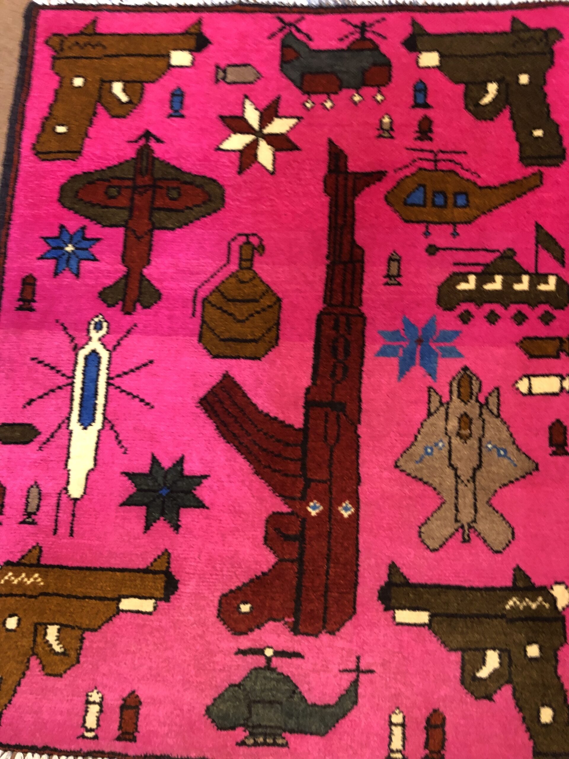 Hand Made Afghan war Rug, afghan ak47 and weapons war rugs Size 60  cm x 80 cm - Image 2