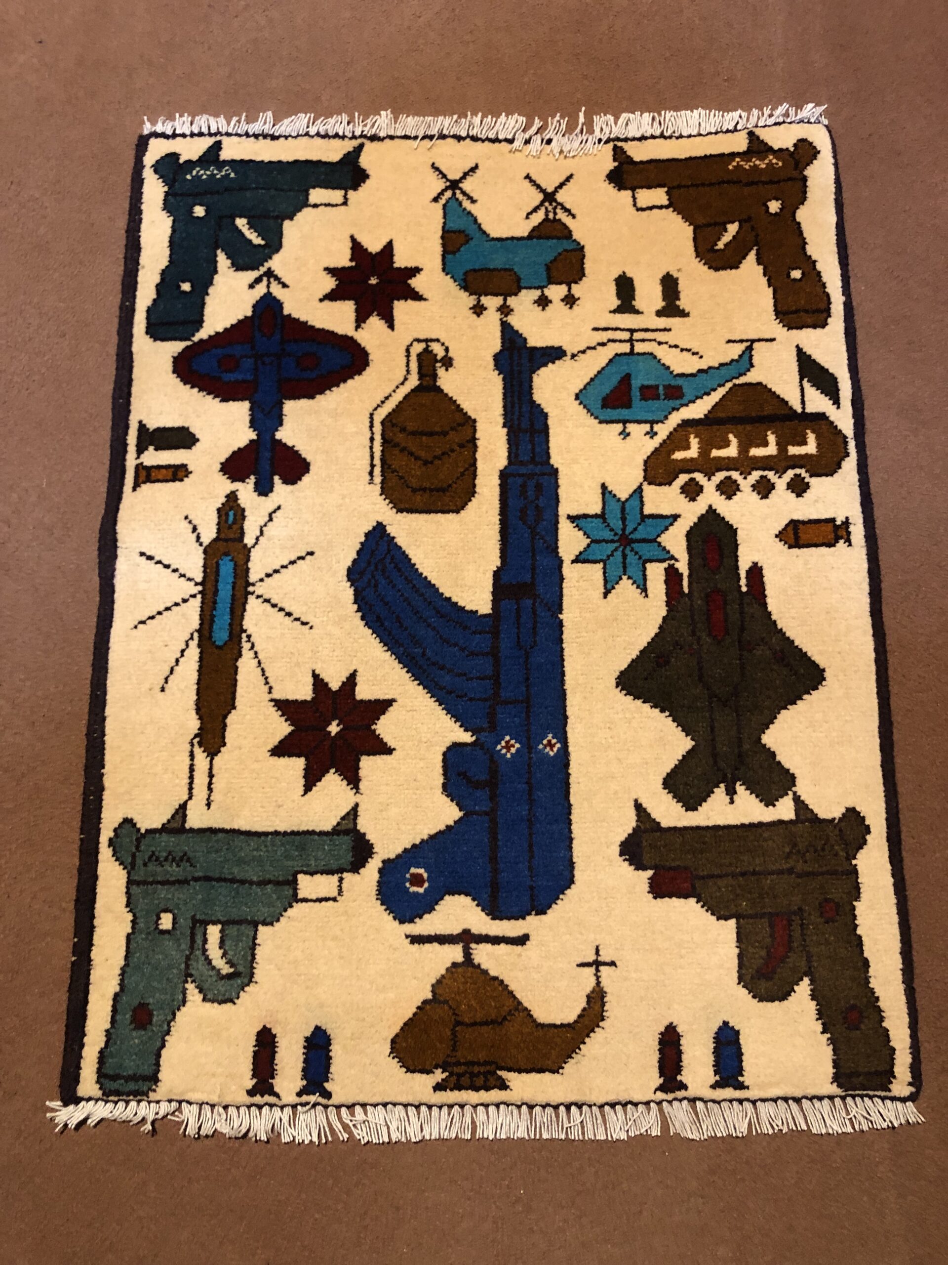 Hand Made Afghan war Rug, afghan ak47 weapons war rugs Size 60  cm x 80 cm