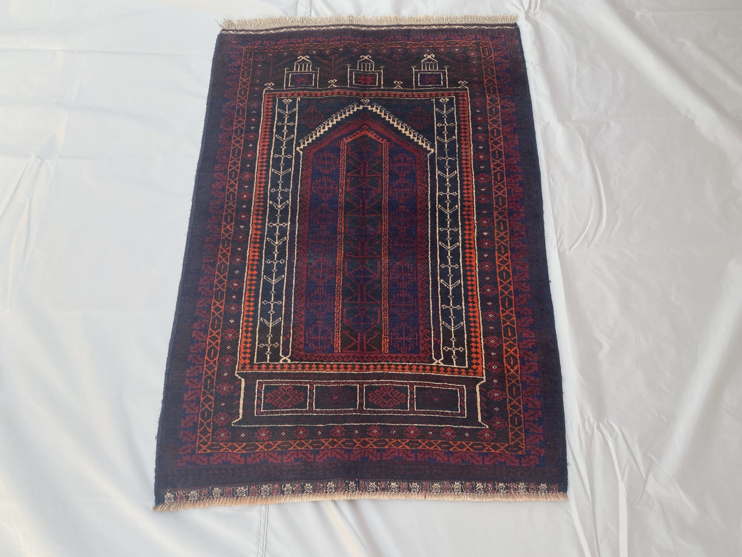 Hand Made Afghan prayer rug Size 146 cm x 100 cm war rugs