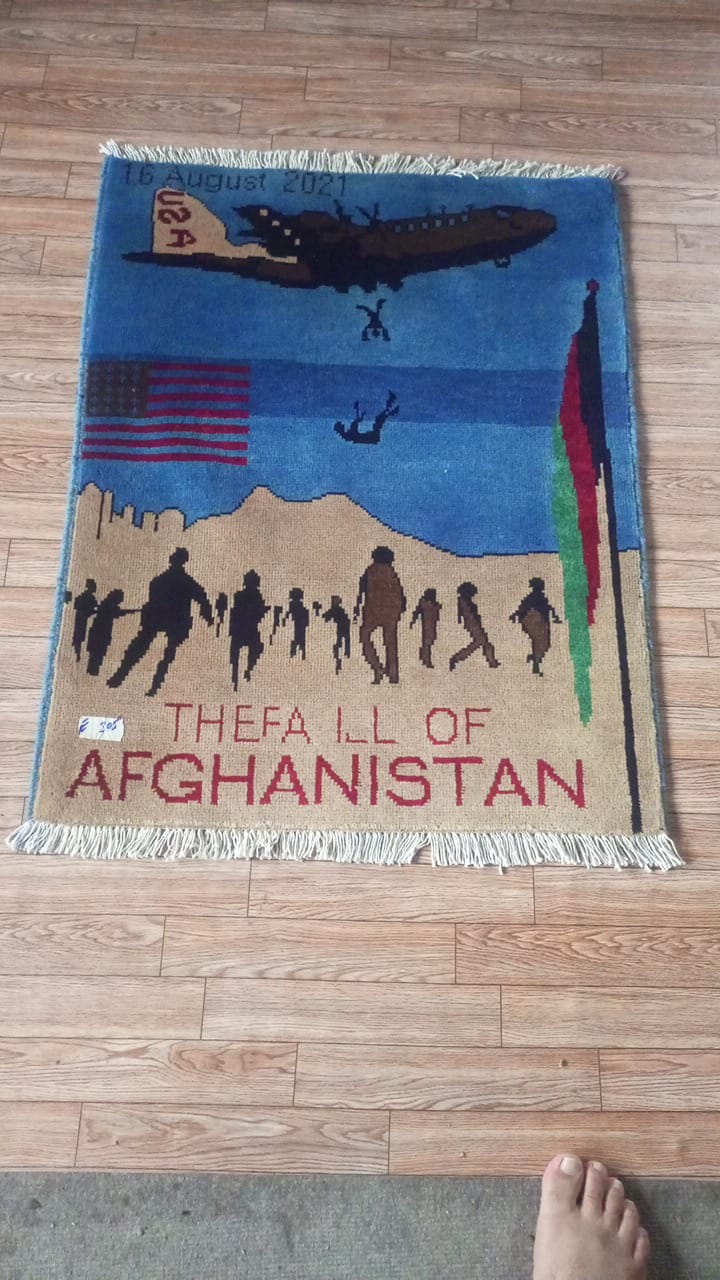 no 67 Hand Made Afghanistan rug ak 47, afghan war rugs, Size 60 cm x 80