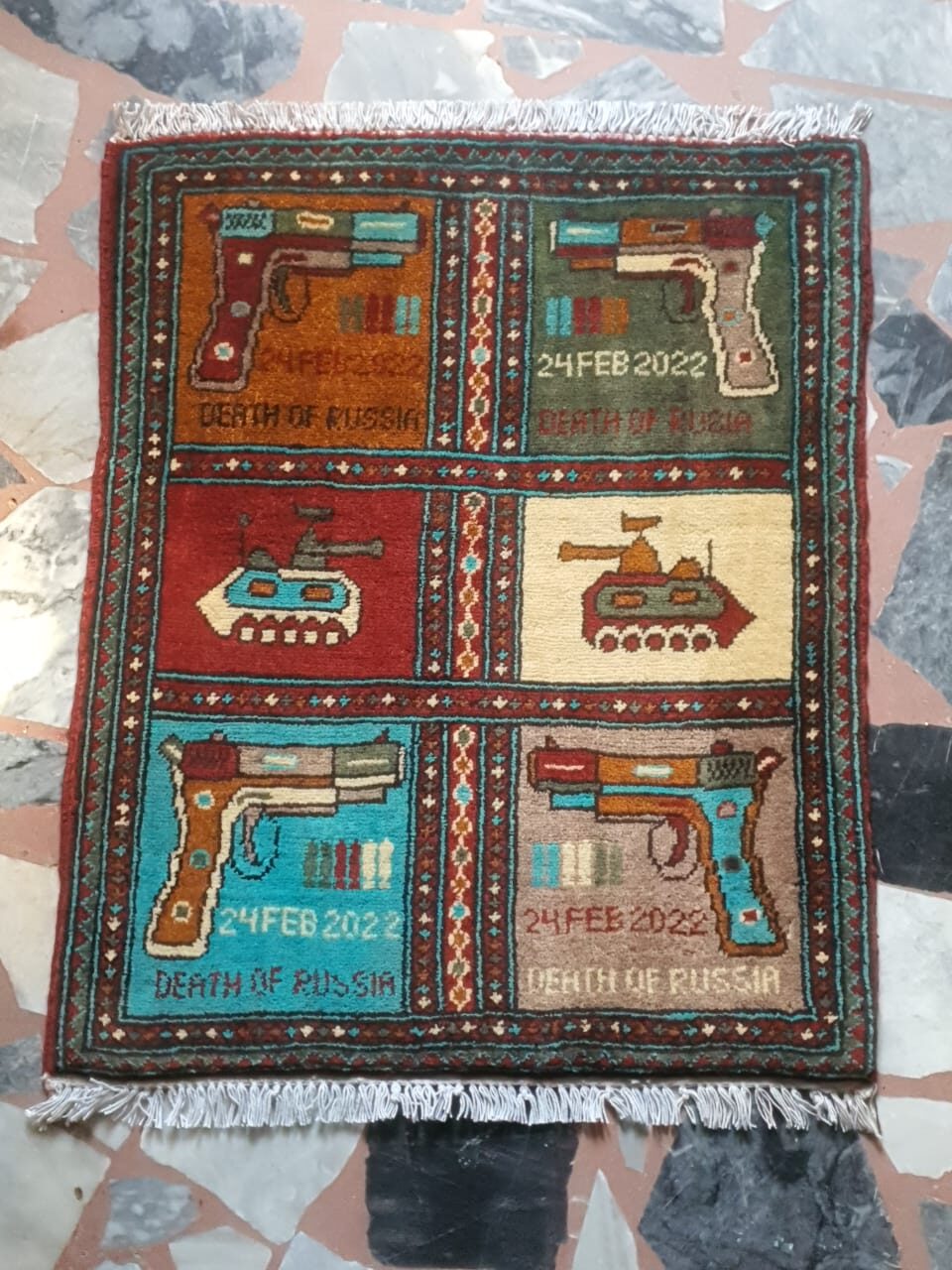 Hand Made Afghanistan rug ak 47, death of russia, Size 60 cm x 80 cm