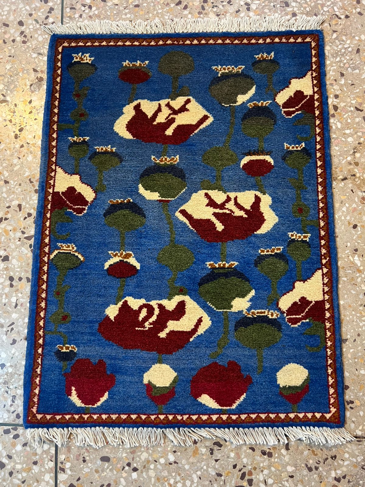 no 39 Hand Made Afghanistan rug ak 47, afghan war rugs, Size 60 cm x 80