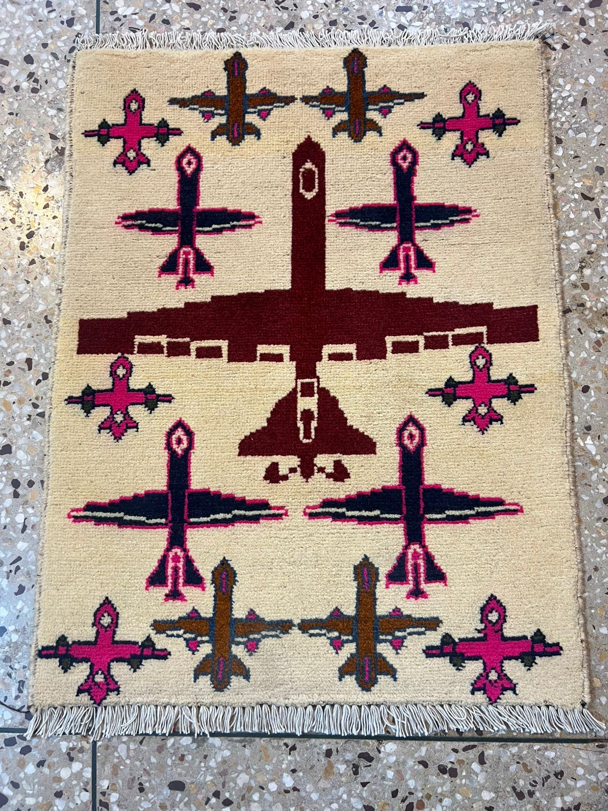 no 13 Hand Made Afghanistan rug ak 47, afghan war rugs, Size 60 cm x 80 cm