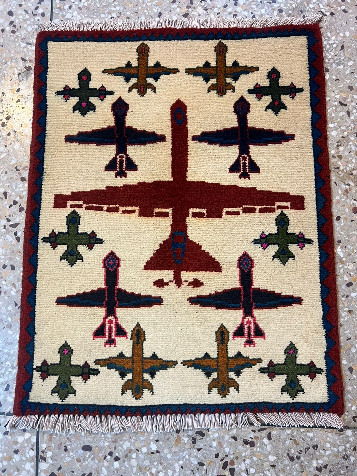 no 5 Hand Made Afghanistan rug ak 47, afghan war rugs, Size 60 cm x 80 cm